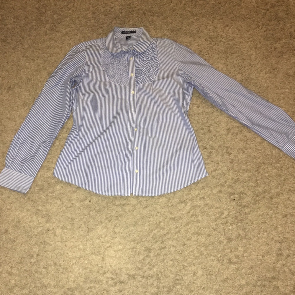 Gap ruffle neck button down - Picture 3 of 4